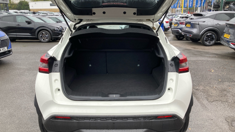 Nissan Juke 1.6 Hybrid Tekna 5dr Auto Hybrid Hatchback